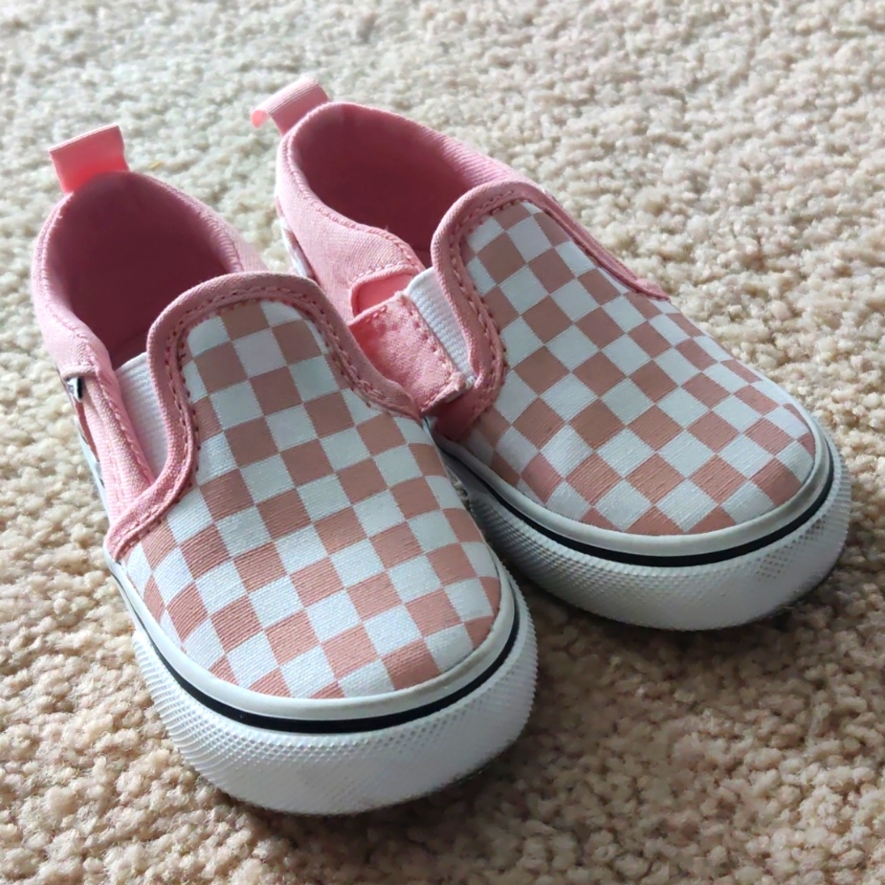 Like new size 6 toddler slip on Vans